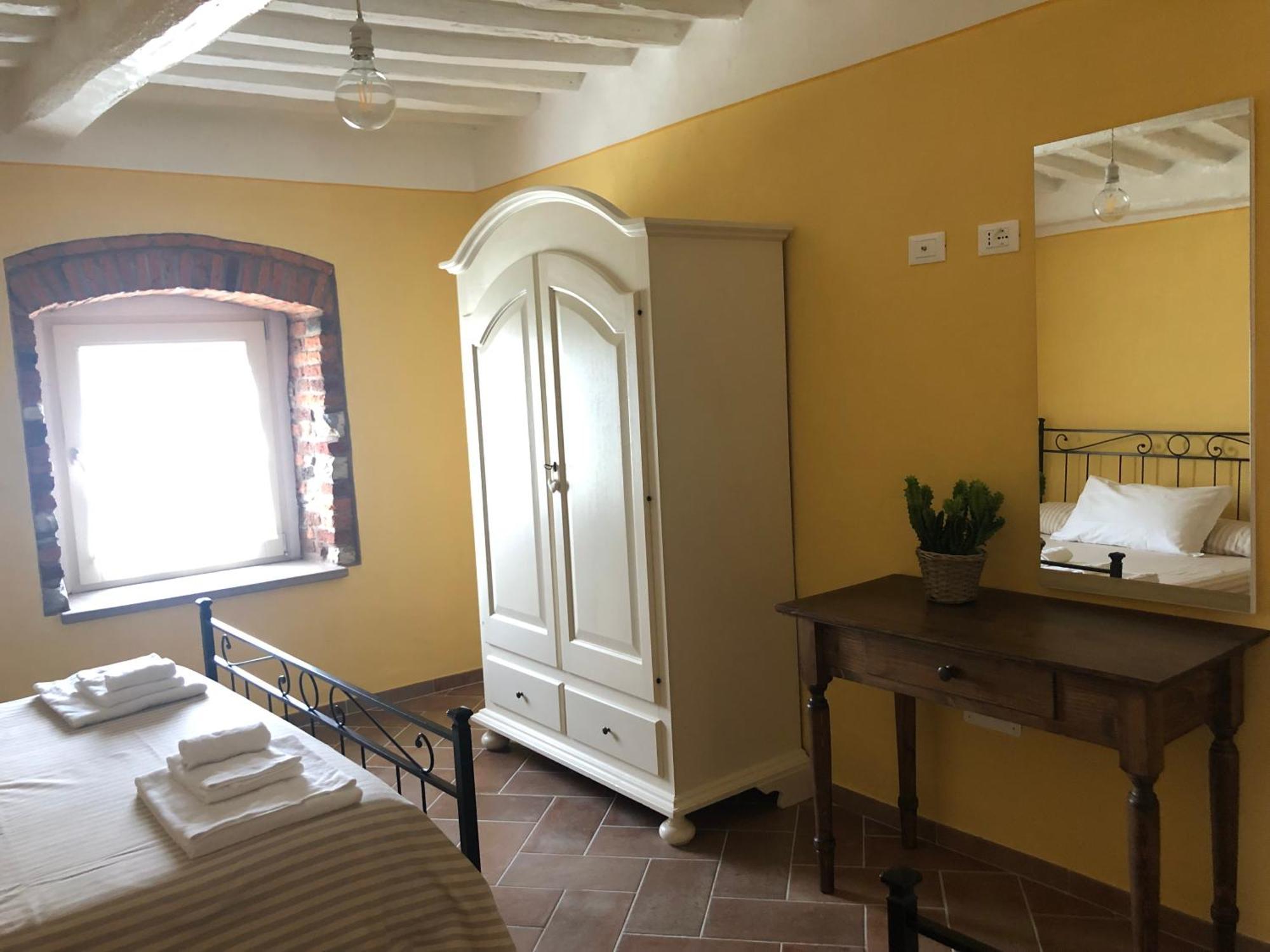 Le Dame Del Borgo Lägenhet Sassetta Exteriör bild
