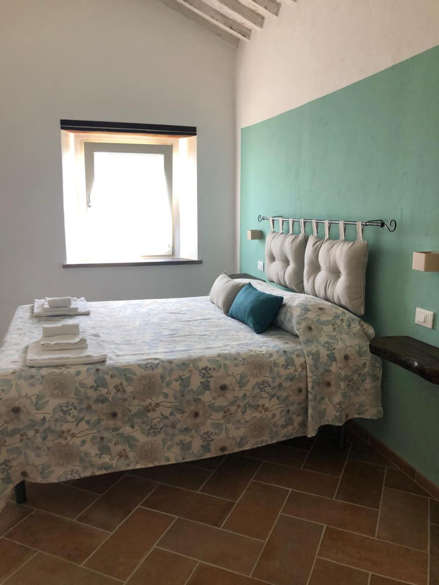 Le Dame Del Borgo Lägenhet Sassetta Exteriör bild