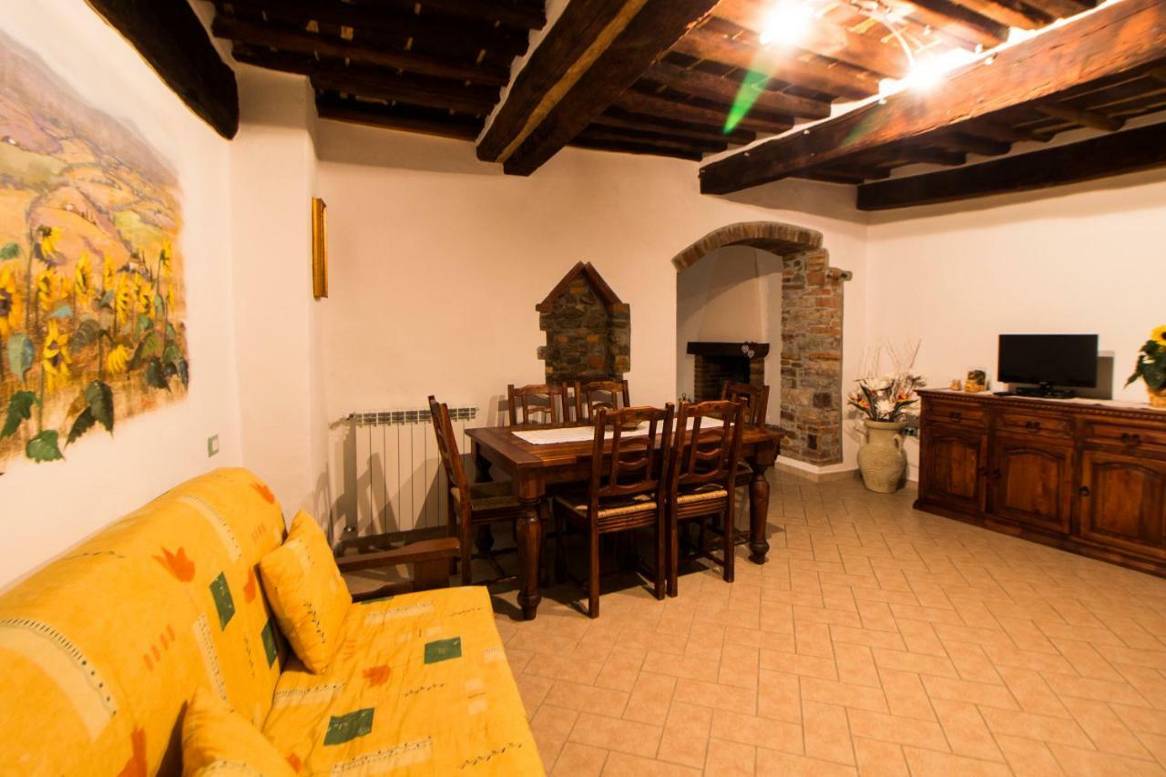 Le Dame Del Borgo Lägenhet Sassetta Exteriör bild