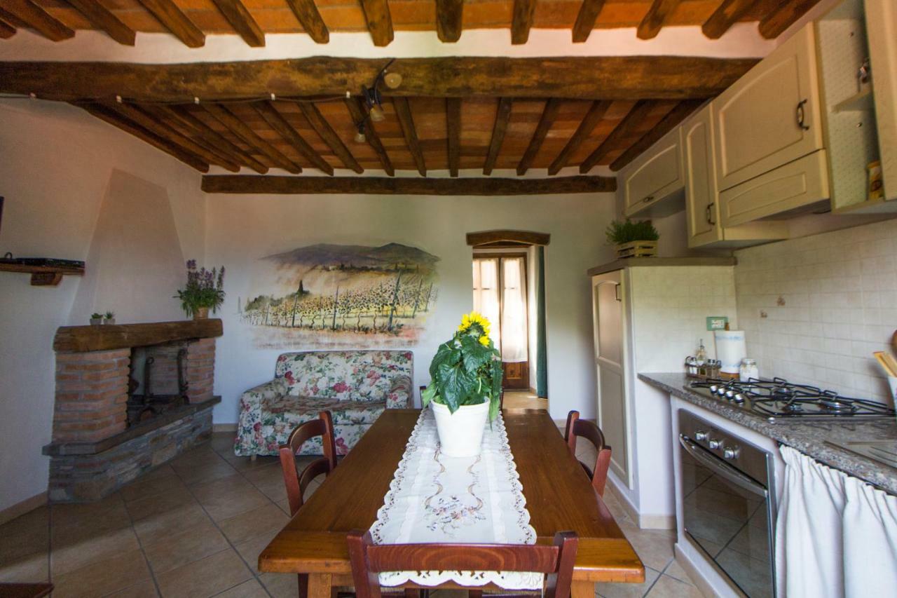 Le Dame Del Borgo Lägenhet Sassetta Exteriör bild